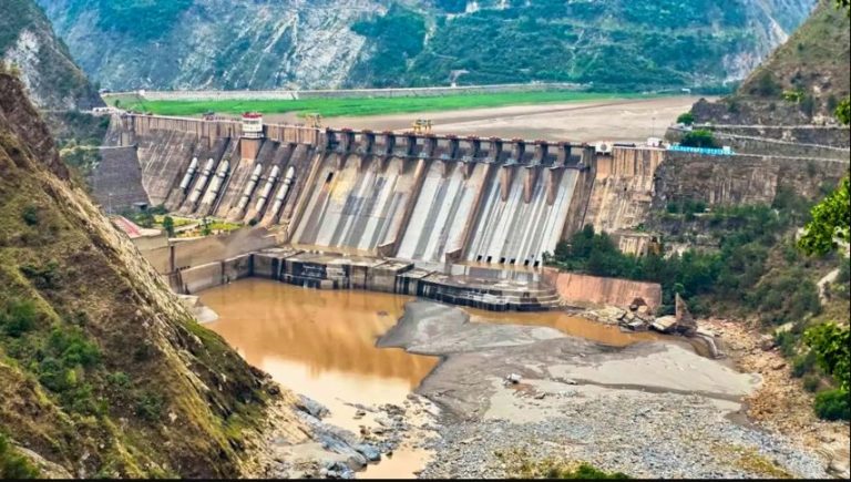 Chenab River Water Inflow Drops Sharply, Pakistan Reports