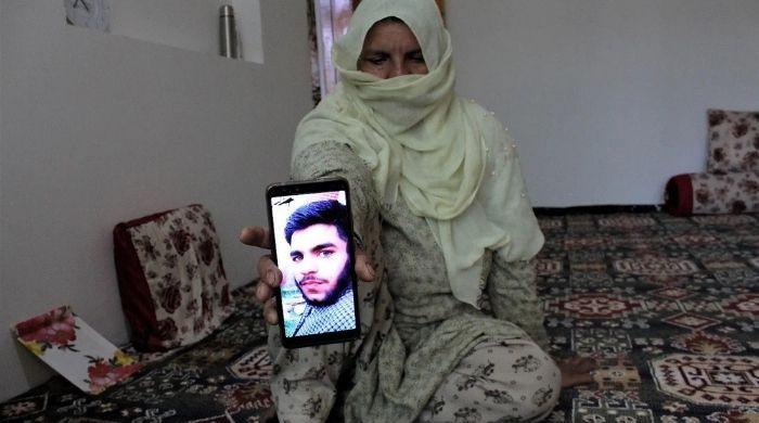 India Secretly Buries Kashmiris, Families Denied Bodies